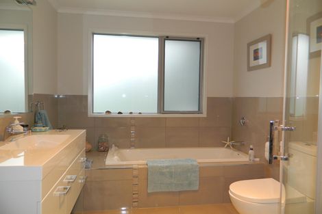 Photo of property in 10 Awhitu Road, Kerikeri, 0230