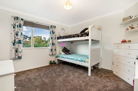 Photo of property in 19 Twin Court, Albany, Auckland, 0632