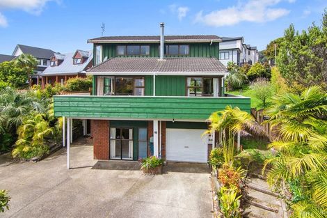 Photo of property in 2/58 Glencoe Road, Browns Bay, Auckland, 0630