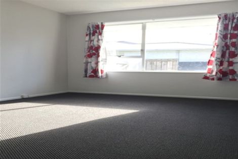 Photo of property in 2/6 Pateke Place, Bromley, Christchurch, 8062