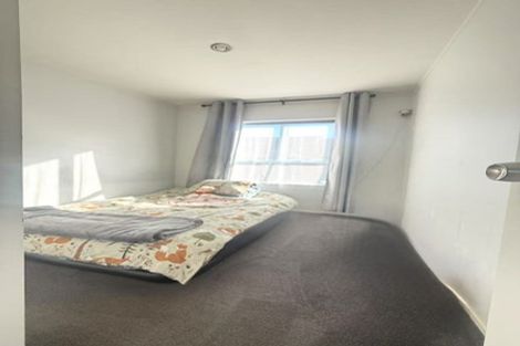 Photo of property in 1/203 Burswood Drive, Burswood, Auckland, 2013