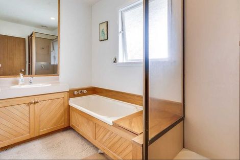 Photo of property in 335 Waimairi Road, Ilam, Christchurch, 8041