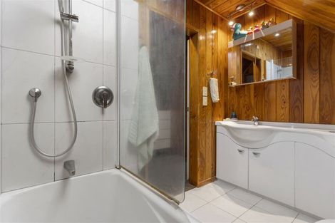 Photo of property in 19 Marendellas Drive, Bucklands Beach, Auckland, 2014