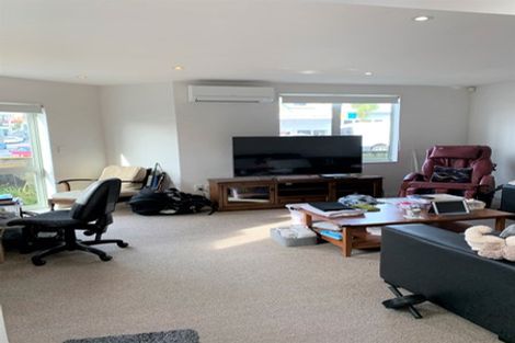 Photo of property in 1 Luxford Street, Berhampore, Wellington, 6023