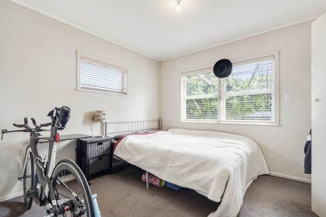 Photo of property in 2/53 Simkin Avenue, St Johns, Auckland, 1072