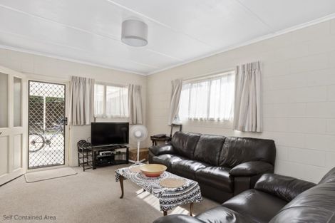 Photo of property in 92 Valley Road, Mount Maunganui, 3116