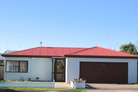 Photo of property in 11 Willowfield Place, Pukete, Hamilton, 3200