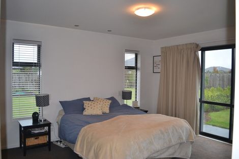 Photo of property in 33 Beaumont Drive, Rolleston, 7614