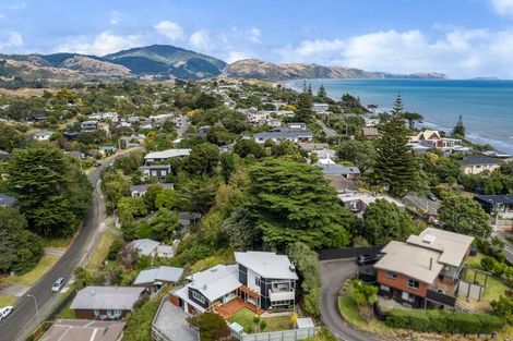 Photo of property in 8 Tiromoana Road, Raumati South, Paraparaumu, 5032