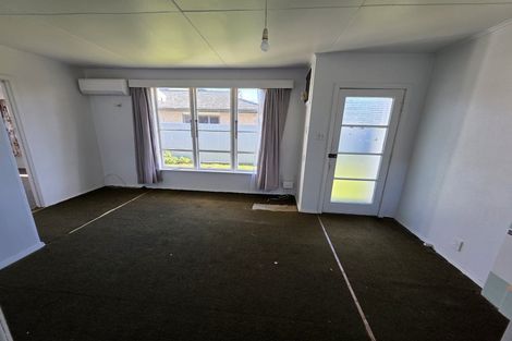Photo of property in 100 Broadway, Carterton, 5713