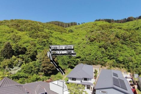 Photo of property in 60 Peterhouse Street, Tawa, Wellington, 5028