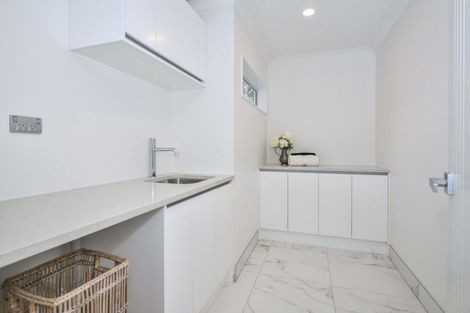 Photo of property in 40a Rutherford Terrace, Meadowbank, Auckland, 1072