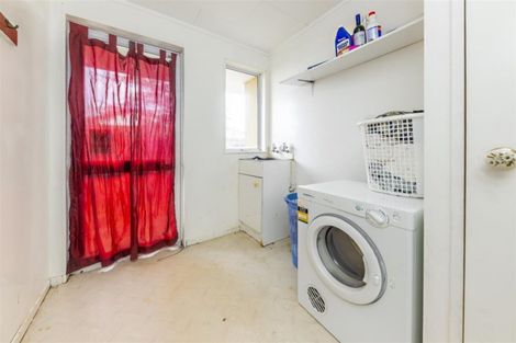 Photo of property in 8 Dosina Place, Flat Bush, Auckland, 2023