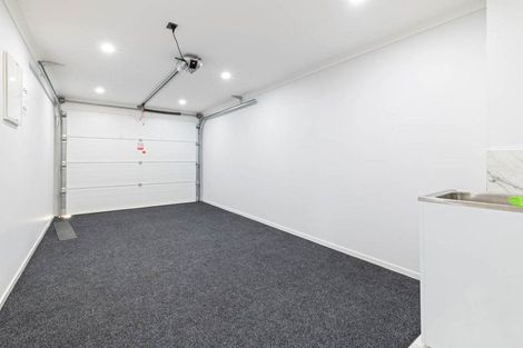 Photo of property in 8c Kent Road, Manurewa, Auckland, 2102