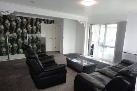 Photo of property in 18 Jamaica Place, Blockhouse Bay, Auckland, 0600