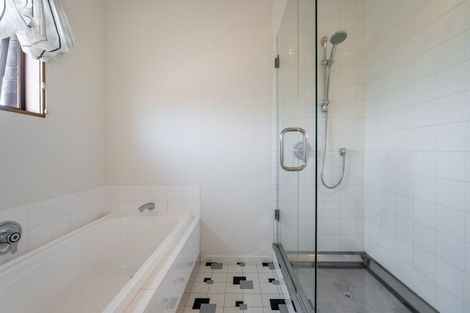 Photo of property in 1/24 Saltburn Road, Milford, Auckland, 0620