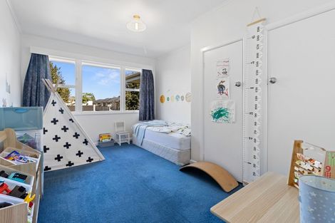 Photo of property in 14 Dover Road, St Andrews, Hamilton, 3200