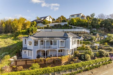 Photo of property in 32 Milton Road, Bluff Hill, Napier, 4110