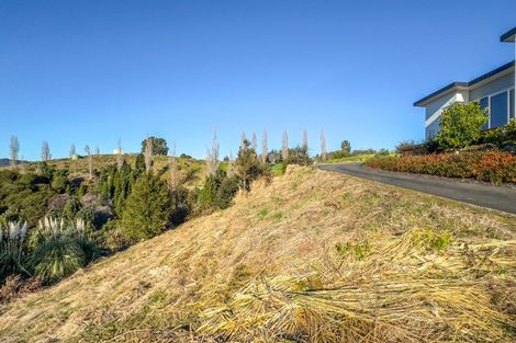 Photo of property in 113 Te Pamahue Drive, Whangamata, 3620