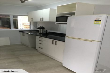 Photo of property in 18 Dunstall Place, Mangere Bridge, Auckland, 2022