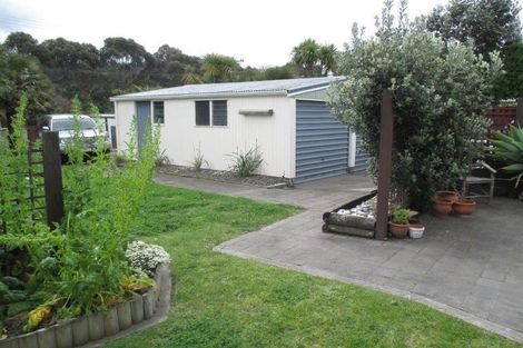 Photo of property in 220 Whirinaki Road, Eskdale, Napier, 4182