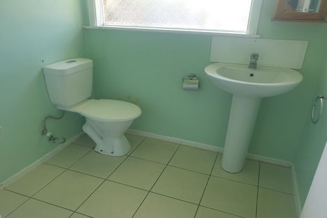 Photo of property in 2/17a Kitchener Road, Sandringham, Auckland, 1025