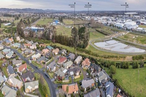 Photo of property in 42 Sheriff Place, Randwick Park, Auckland, 2105