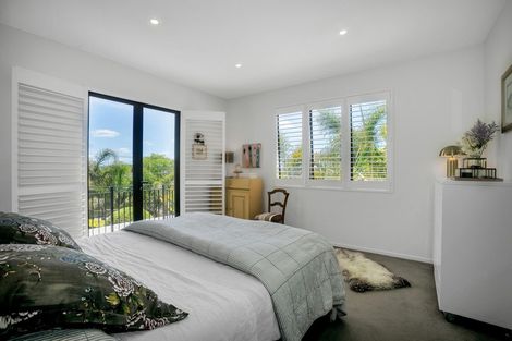 Photo of property in 55 Wainui Avenue, Point Chevalier, Auckland, 1022