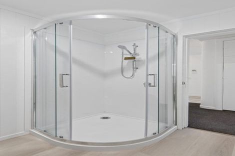 Photo of property in 222 Great South Road, Huntly, 3700