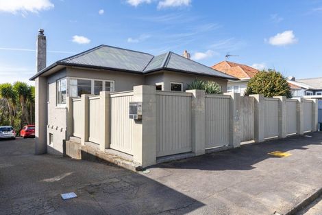Photo of property in 209 Carrington Street, Vogeltown, New Plymouth, 4310