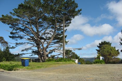 Photo of property in 203 Forest Hill Road, Waiatarua, Auckland, 0612