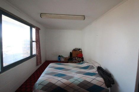 Photo of property in 2 Lanark Street, Lumsden, 9794