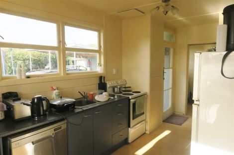 Photo of property in 37 Aotea Crescent, Tokoroa, 3420