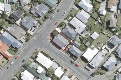 Photo of property in 32 Torridon Road, Miramar, Wellington, 6022