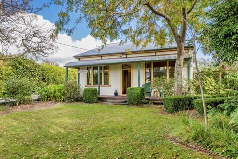 Photo of property in 16 Vance Street, Shannon, 4821