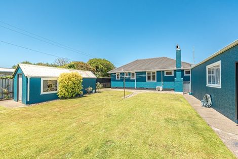 Photo of property in 16 Nikau Street, Tawhero, Whanganui, 4501