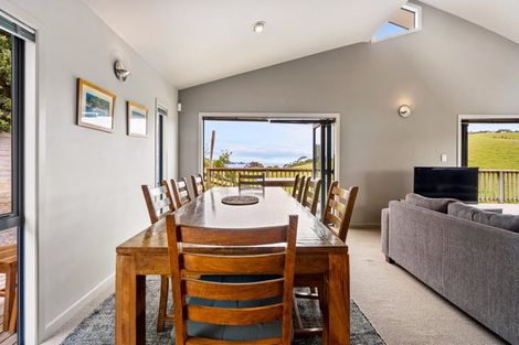 Photo of property in 168 Rockell Road, Whananaki, Hikurangi, 0181