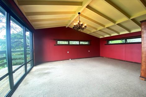 Photo of property in 1736 East Coast Road, Whakatiwai, Miranda, 2473