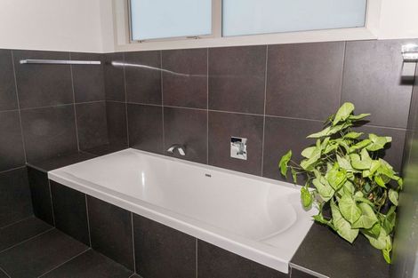 Photo of property in 239 Adelaide Road, Dannevirke, 4930