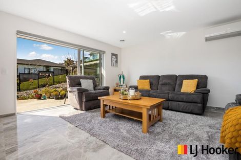 Photo of property in 48 Hillpark Drive, Pokeno, 2402