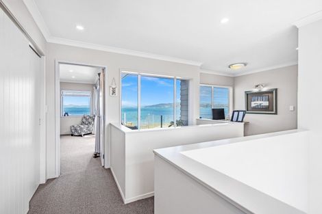 Photo of property in 36 Karoro Road, One Tree Point, 0118