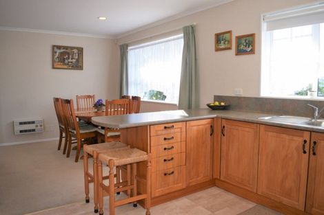 Photo of property in 9 Old Coach Road South, Otaki Beach, Otaki, 5512