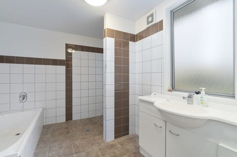 Photo of property in 21 Blackmore Crescent, Alexandra, 9320