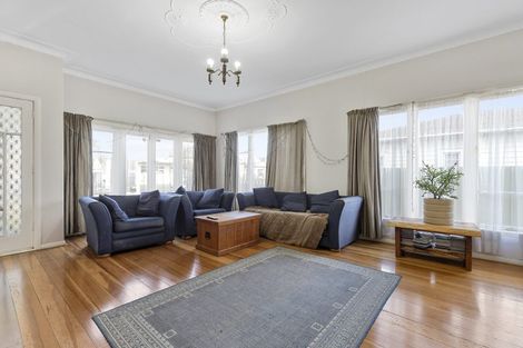 Photo of property in 5 Oxford Street, Fairfield, Hamilton, 3214