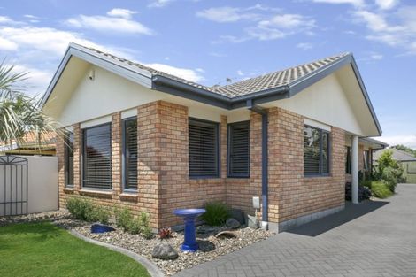 Photo of property in 93 Kahira Crescent, Papamoa Beach, Papamoa, 3118