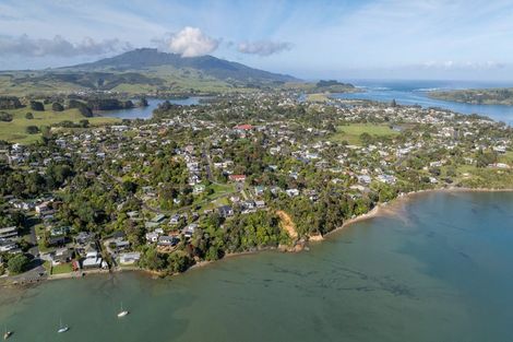 Photo of property in 4c Cambrae Road, Raglan, 3225