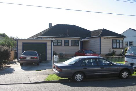 Photo of property in 20 Benge Crescent, Naenae, Lower Hutt, 5011