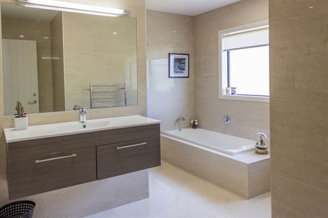 Photo of property in 14 Riverbank Drive, Kerikeri, 0230