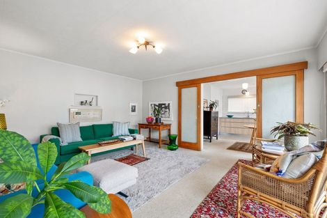 Photo of property in 21 Vivian Street, New Plymouth, 4310