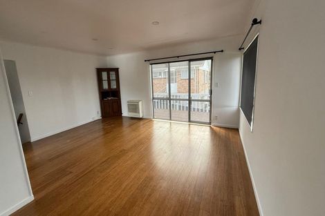 Photo of property in 3 Griffen Park Road, Mount Roskill, Auckland, 1041